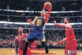 79-86到111-103！湖人逆转鹈鹕，詹眉30分彰显赛场统治力